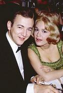 La actriz junto a Bobby Darin