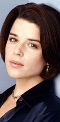 Neve Campbell