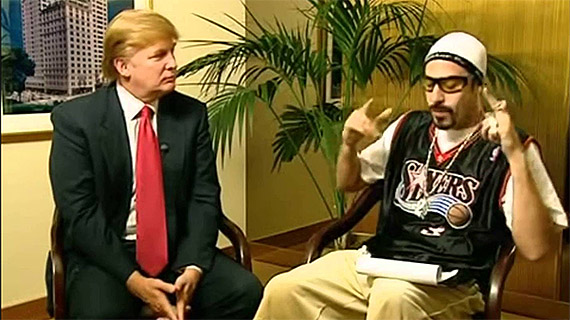 Baron Cohen entrevistando años atrás a Trump