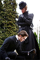 Pattinson, con Uma Thurman, en 'Bel ami'