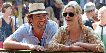 Javier Bardem y Julia Roberts, en 'Eat, pray, love' Javier Bardem y Julia Roberts, en 'Eat, pray, love'