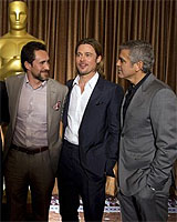 El mexicano con Pitt y Clooney (Reuters)