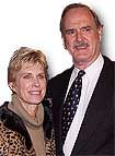 John Cleese y ex esposa Alyce Faye John Cleese y ex esposa Alyce Faye